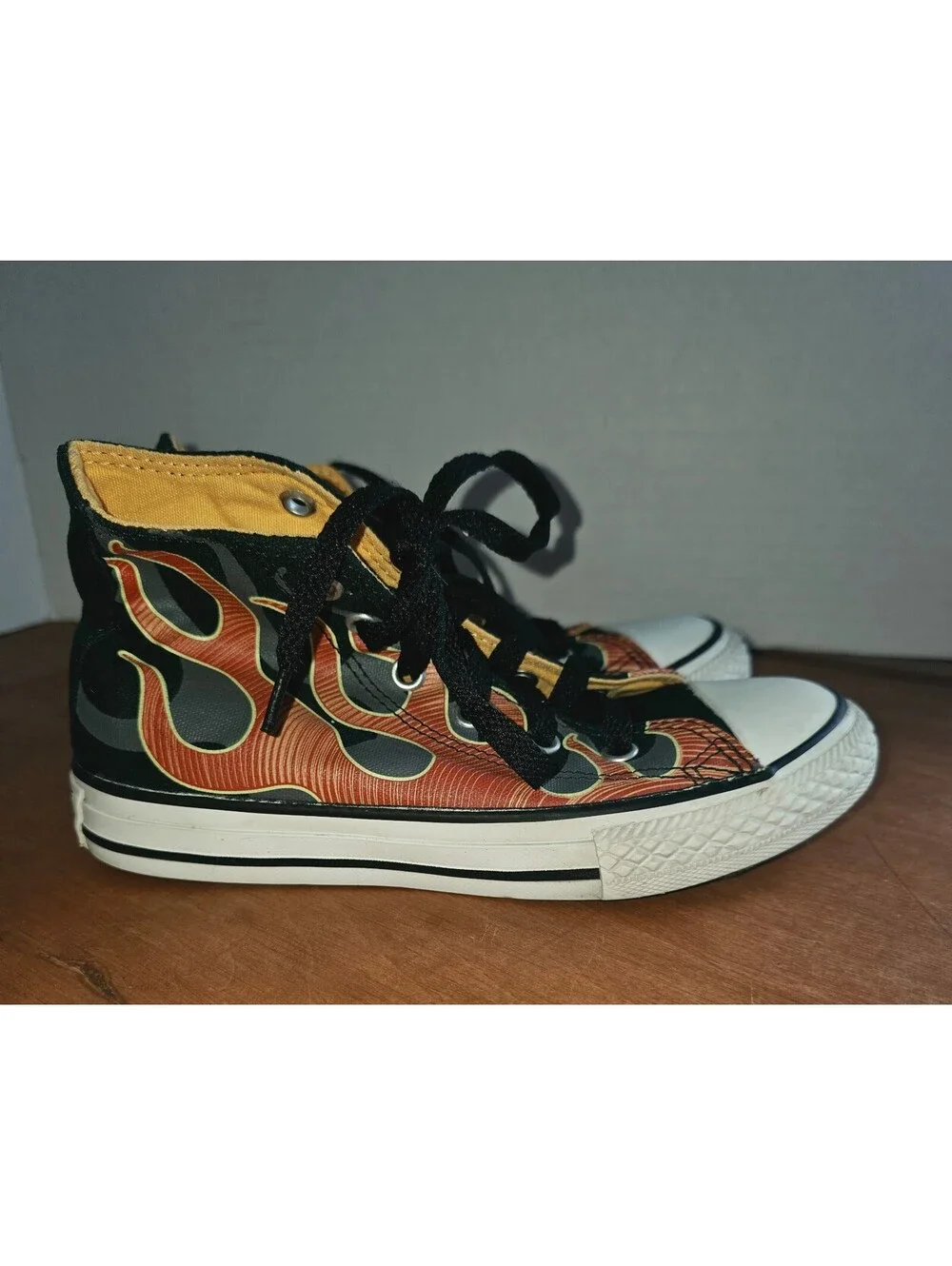 Kids Converse Chuck Taylor All Stars high top with flames size 1